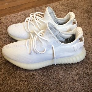 Yeezy 350 V2 Creams